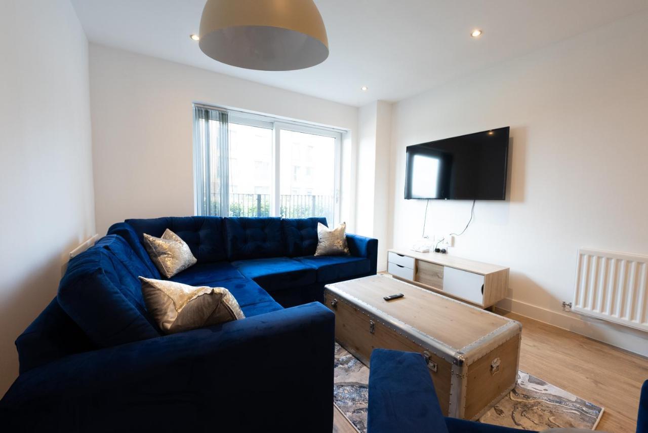 Apartment Newly Built Spacious Easily Accessible To Luton Airport, Town Centre And Station Luton (Bedfordshire)